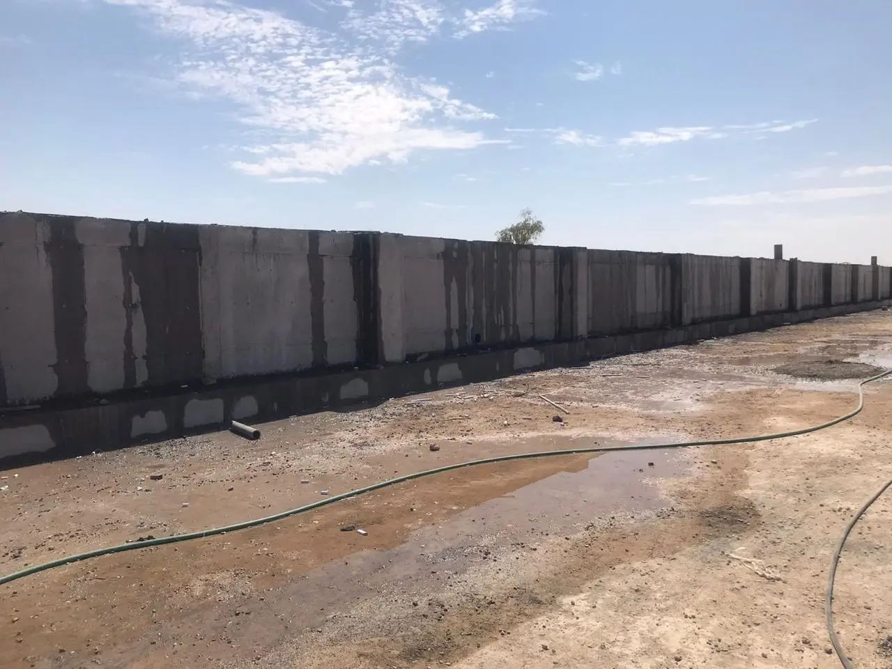 إنشاء بناكر حنطة · عنه